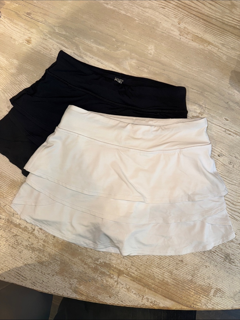 Athleta Girl Swing Skorts